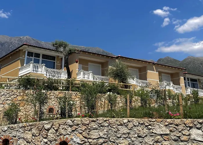 Essos Villas